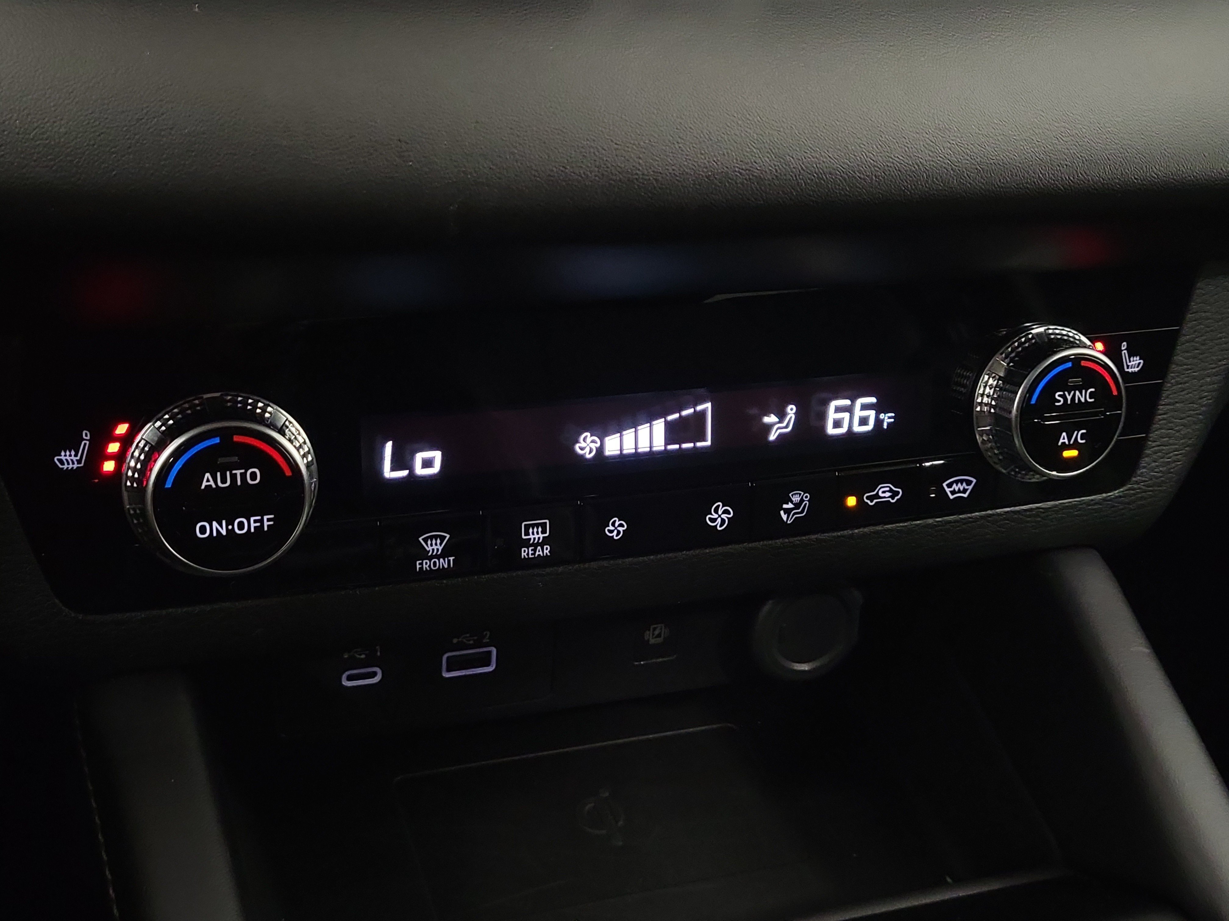 Used 2024 Mitsubishi Outlander SE AWD/4WD image 20