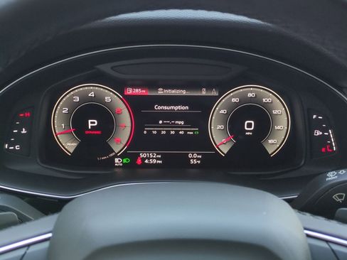 Used 2022 Audi Q7 Premium Plus image 21