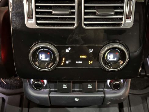 Used 2021 Land Rover Range Rover Westminster Edition image 20