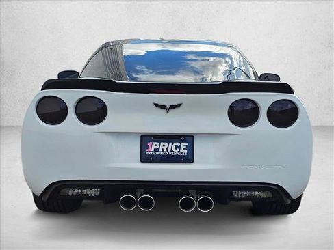 Used 2007 Chevrolet Corvette Coupe image 4