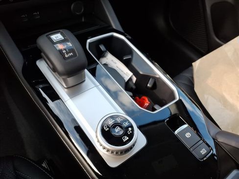 New 2025 Mitsubishi Outlander SEL image 25