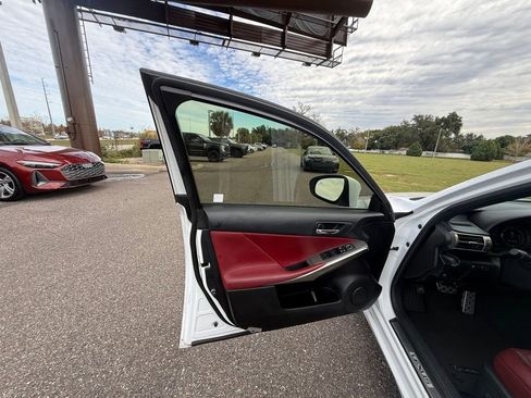 Used 2016 Lexus IS 200t image 57