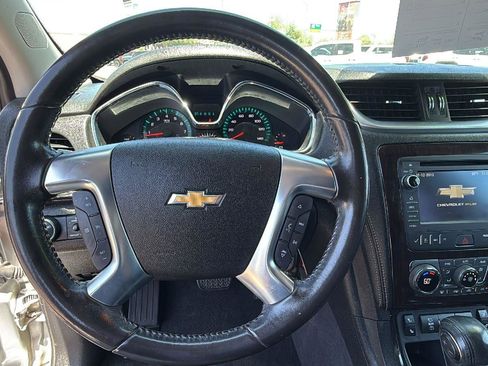 Used 2017 Chevrolet Traverse LT AWD/4WD image 15