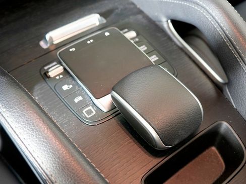 Certified 2025 Mercedes-Benz GLE 450 GLE 450 image 23