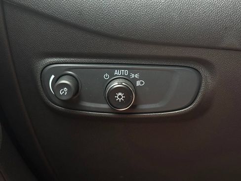 Used 2024 Chevrolet Equinox LT AWD/4WD image 24