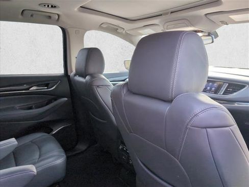 Used 2021 Buick Enclave Essence w/ Sound and Sites Package image 22