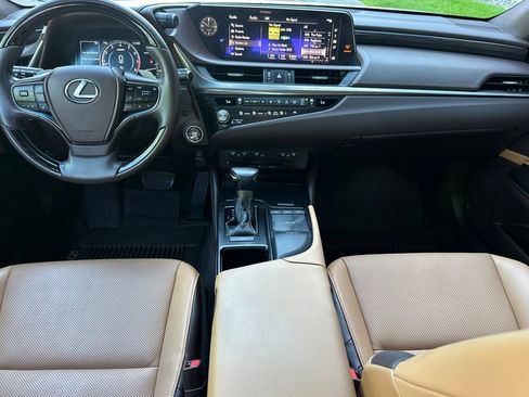 Certified 2021 Lexus ES 350 w/ Premium Package image 17