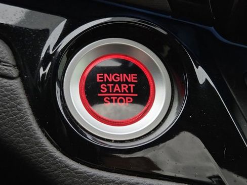 Used 2018 Honda Odyssey Elite image 15