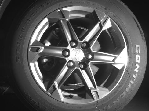 Used 2025 Chevrolet Blazer LT FWD image 12