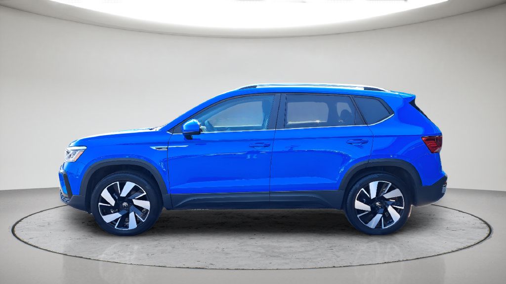 Used 2024 Volkswagen Taos SEL AWD/4WD image 18