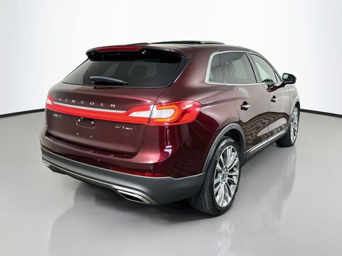 Used 2017 Lincoln MKX Reserve w/ Driver Assistance Package AWD/4WD image 7