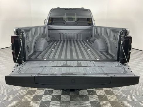 Certified 2025 Ford F450 Platinum w/ FX4 Off-Road Package AWD/4WD image 7