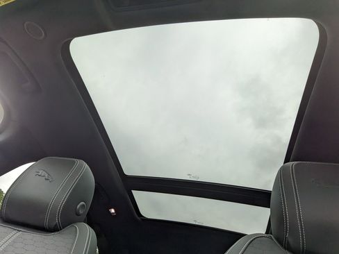 New 2026 Jaguar F-PACE R-Dynamic S image 18