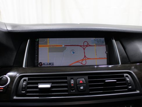 Used 2016 BMW 550i xDrive Sedan AWD/4WD image 15