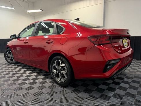 Used 2020 Kia Forte LXS FWD image 4