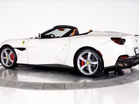 Used 2022 Ferrari Portofino M image 7