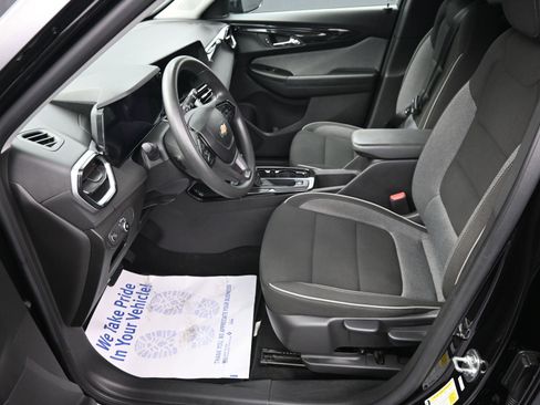 Certified 2024 Chevrolet TrailBlazer LT FWD image 10
