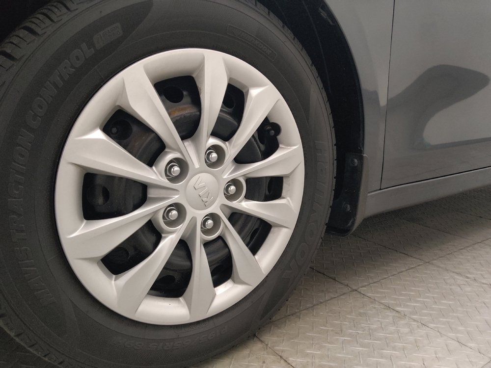 Used 2021 Kia Forte Sedan FWD image 31