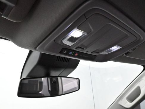 Used 2022 Chevrolet Silverado 1500 Custom image 24