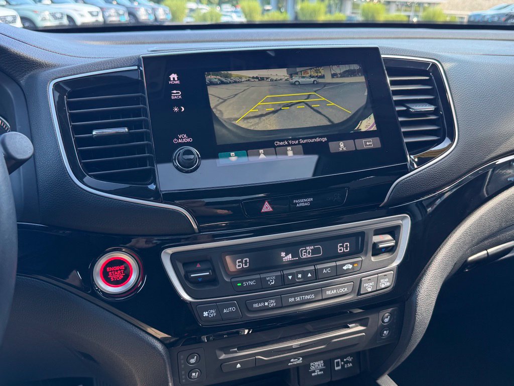 Used 2021 Honda Pilot Elite image 45