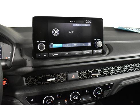 Used 2024 Honda Accord EX image 25