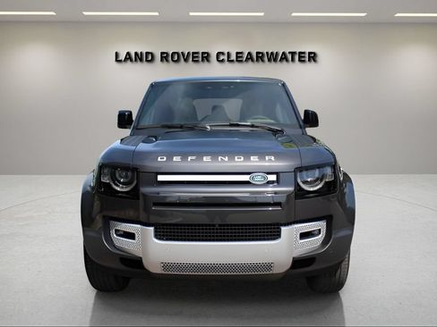 New 2025 Land Rover Defender 110 S AWD/4WD image 8