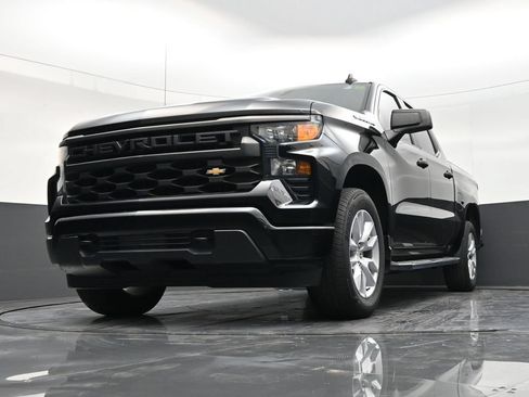 Used 2022 Chevrolet Silverado 1500 Custom RWD image 26