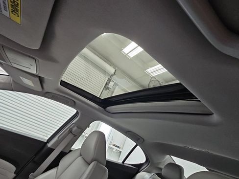 Used 2016 Acura TLX V6 w/ Advance Package FWD image 28