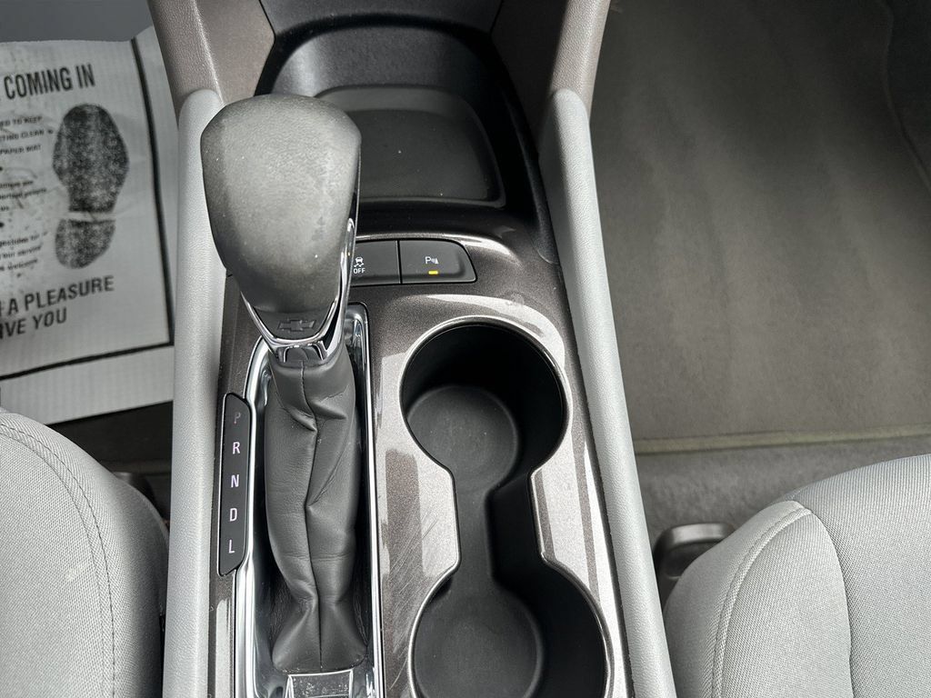 Used 2024 Chevrolet Malibu LS FWD image 21