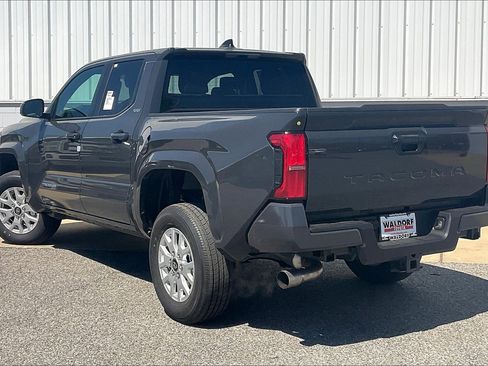 New 2026 Toyota Tacoma SR5 image 3