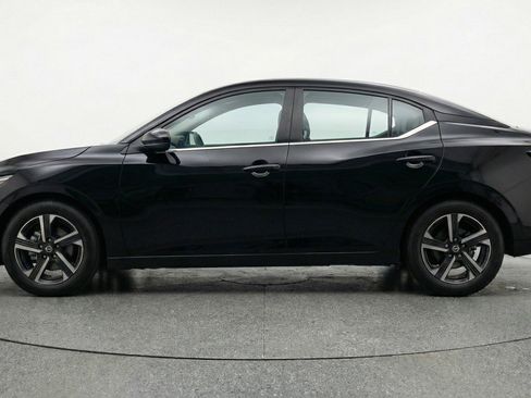 Used 2025 Nissan Sentra SV image 5