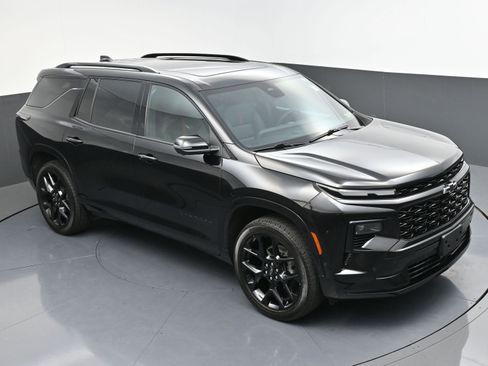 Used 2024 Chevrolet Traverse RS FWD image 54