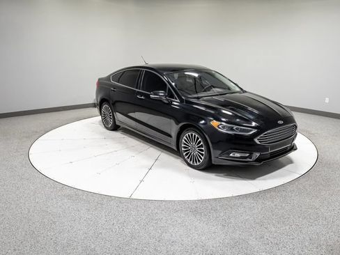 Used 2017 Ford Fusion SE w/ Fusion SE Technology Package AWD/4WD image 25