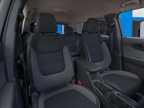 New 2026 Chevrolet TrailBlazer LT w/ Midnight Edition FWD image 16