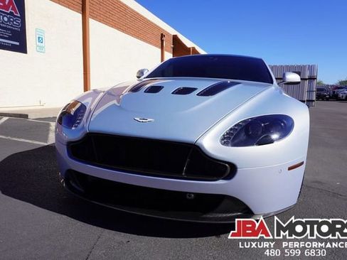 Used 2015 Aston Martin V12 Vantage S image 17