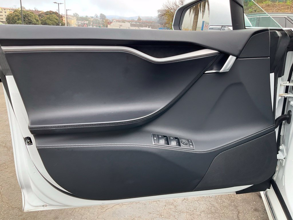 Used 2020 Tesla Model S Long Range Plus AWD/4WD image 23