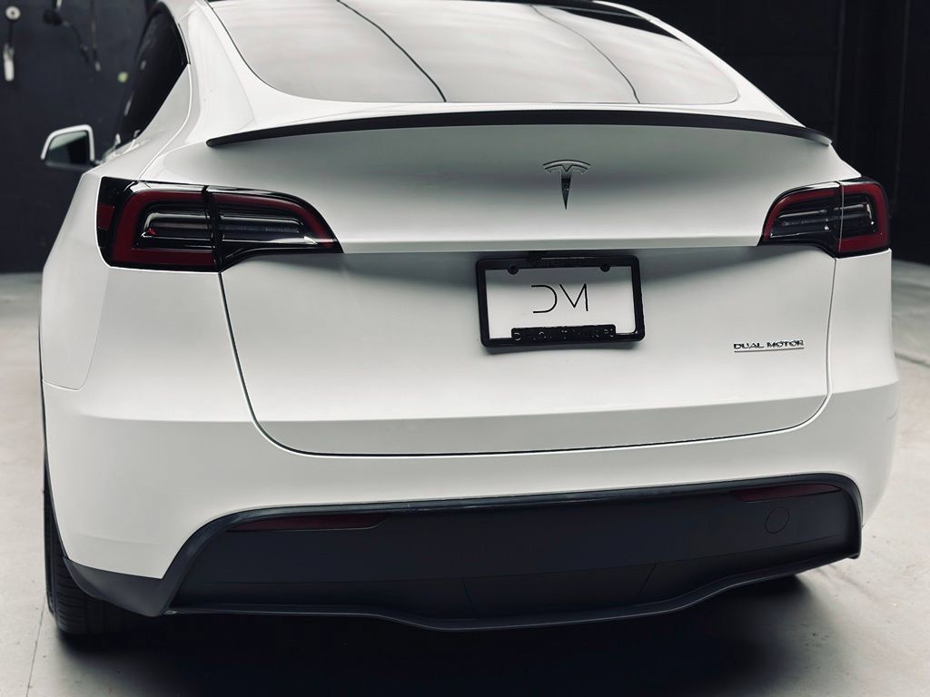 Used 2023 Tesla Model Y Performance AWD/4WD image 16