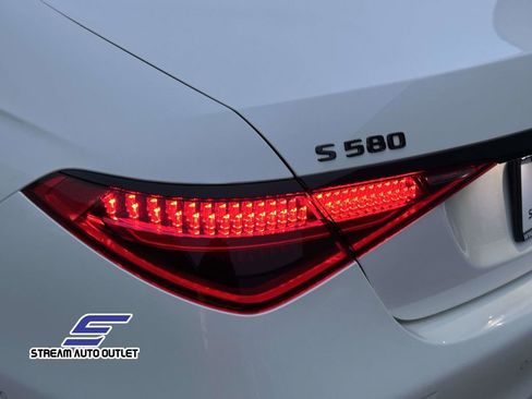 Used 2021 Mercedes-Benz S 580 4MATIC Sedan image 11