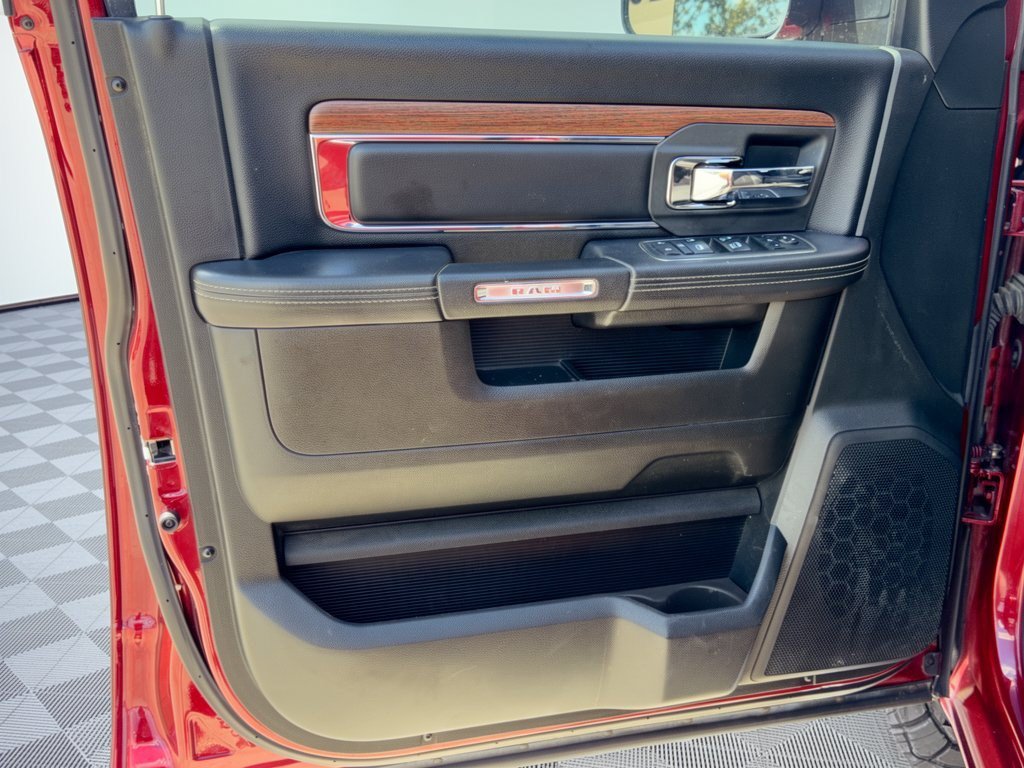 Used 2018 RAM 2500 Laramie w/ Convenience Group AWD/4WD image 14