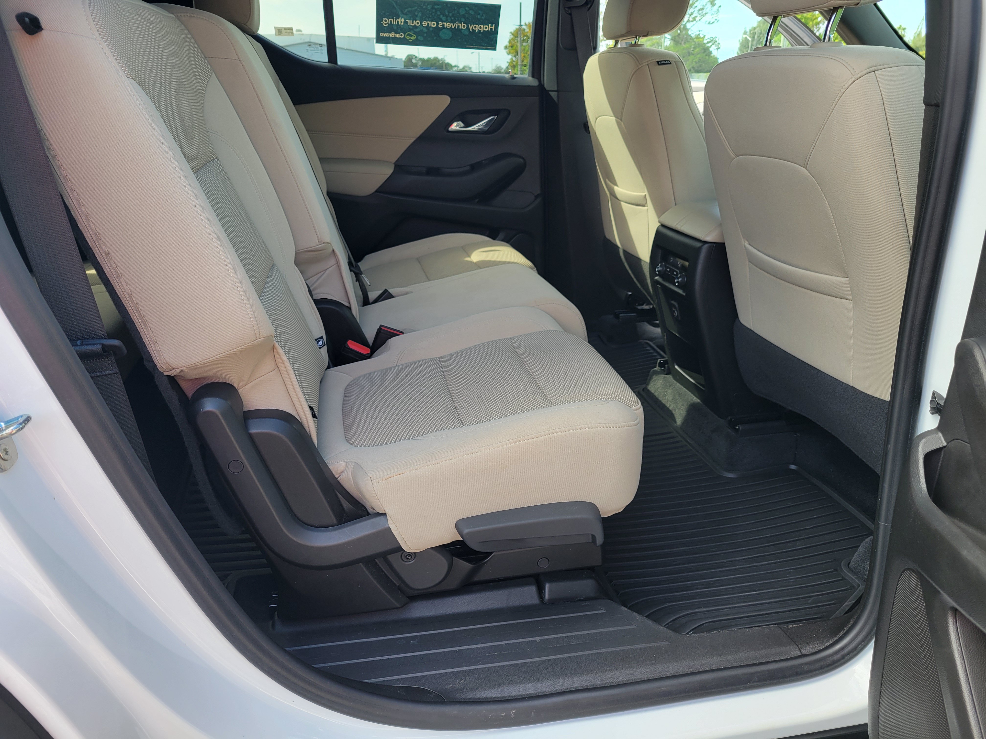 Certified 2023 Chevrolet Traverse LS FWD image 29