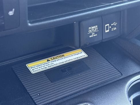 Used 2023 Honda Passport TrailSport image 32