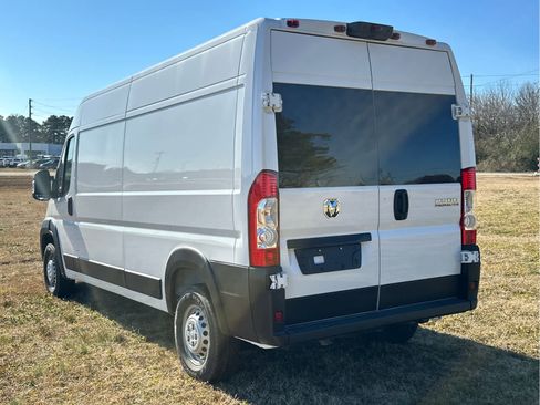 New 2025 RAM ProMaster 2500 image 8