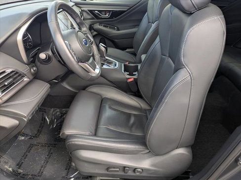 Used 2025 Subaru Outback Touring XT image 17