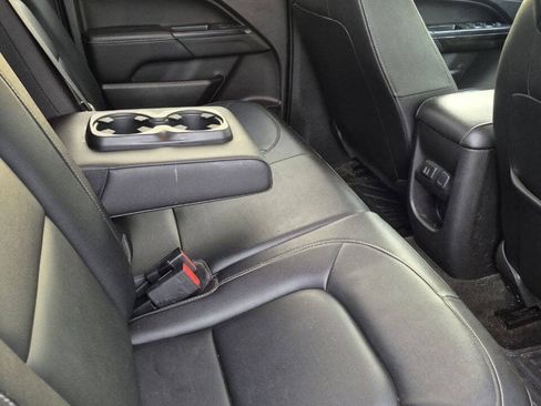Used 2015 GMC Canyon SLT AWD/4WD image 8