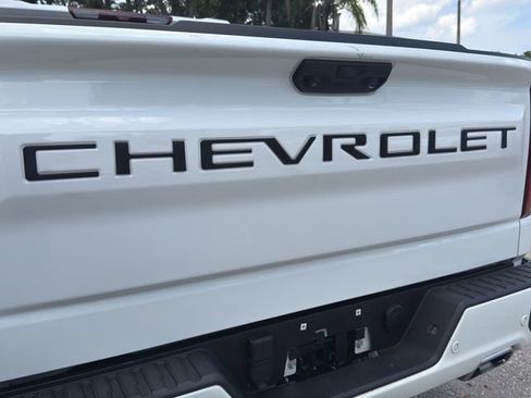 Used 2024 Chevrolet Silverado 1500 RST w/ Convenience Package II AWD/4WD image 9