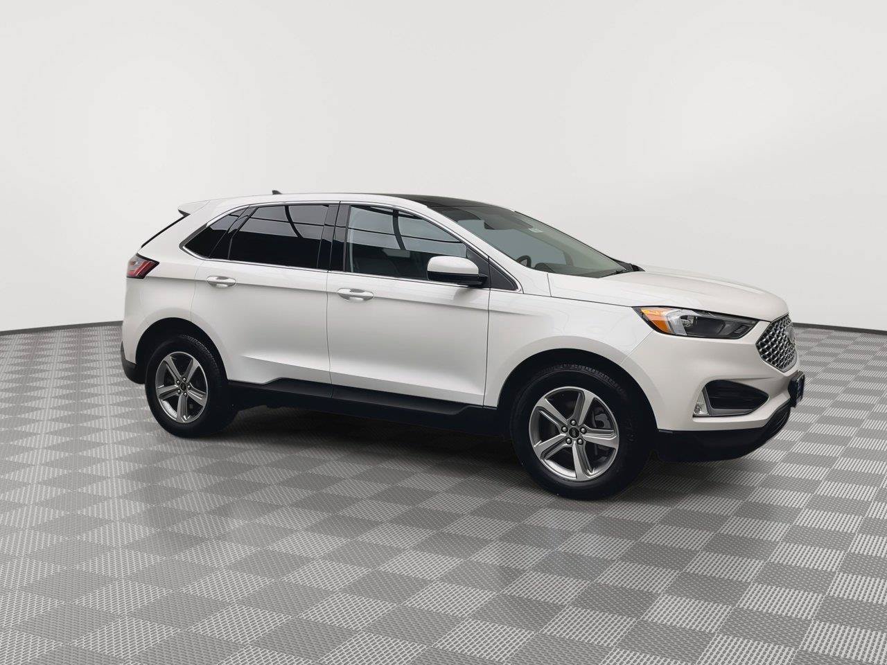 Certified 2024 Ford Edge SEL w/ Convenience Package AWD/4WD image 41