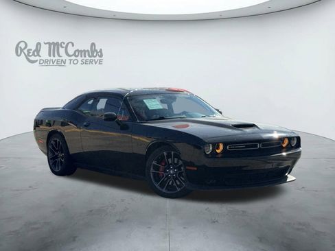Used 2023 Dodge Challenger R/T w/ Performance Handling Group image 1