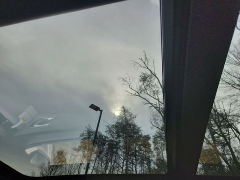 New 2026 Land Rover Range Rover Velar S image 26