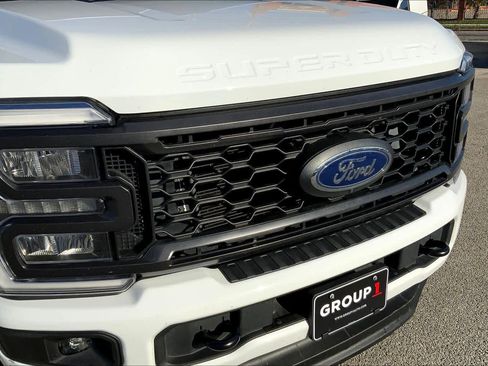 Used 2025 Ford F250 XL w/ STX Appearance Package image 30
