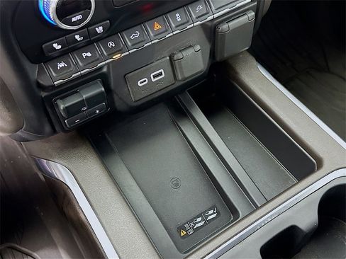 Used 2021 GMC Sierra 1500 SLT w/ SLT Premium Plus Package image 32